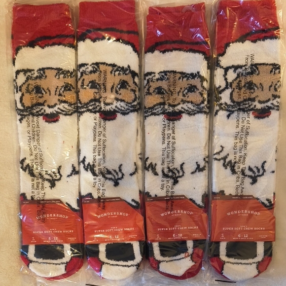 Wondershop Festive Santa Socks - Red, White, Black--UNISEX---STOCKING STUFFERS - Picture 1 of 1